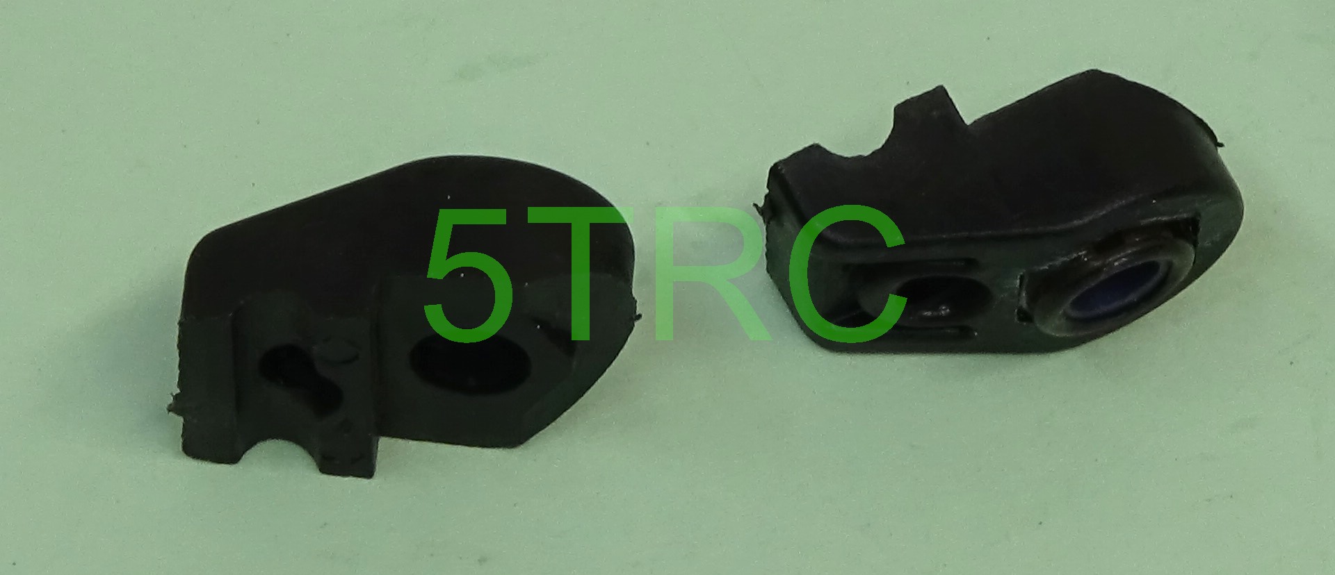 66132 Rofun 5B Front Upper Sway Bar Mount (8)