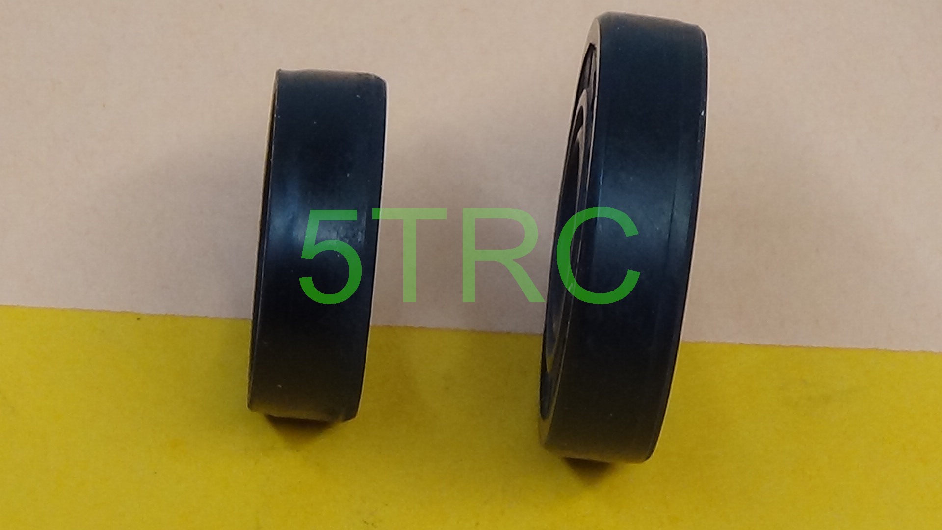670141 Rofun 5B Engine Oil Seal 26cc 27.5cc 29cc 30.5cc (8)