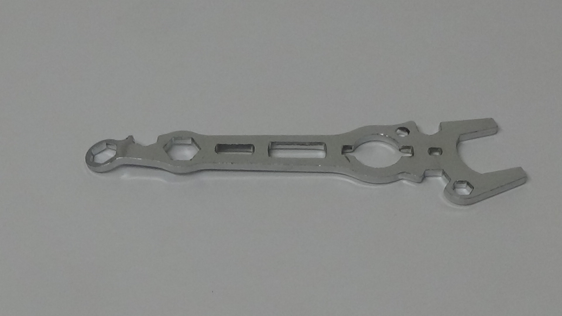 69007 Rofun Baja Multi Purpose Metal Wrench Tool HPI Rovan (1)